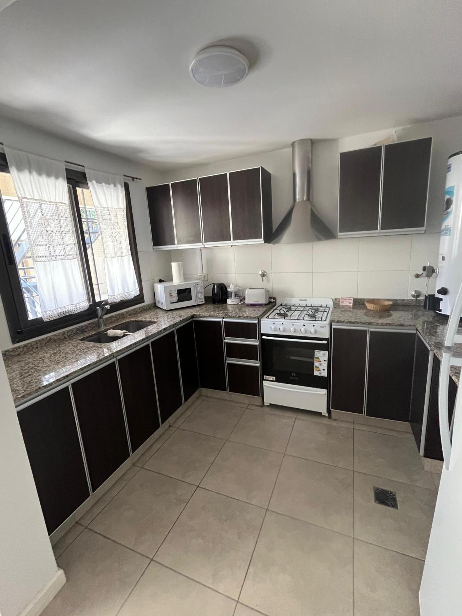 Апартаменти Luminoso Departamento En Zona Residencial Мендоса Екстер'єр фото
